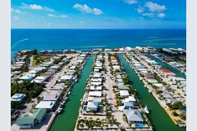 431 5th St, Key Colony Beach, FL 33051 - Photo 39