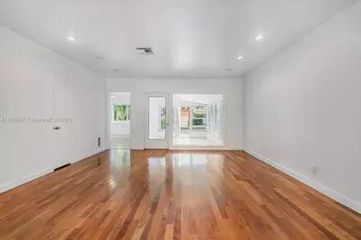 613 NE 17th Ter, Fort Lauderdale, FL 33304 - Photo 15