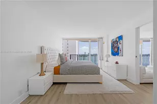 7601 E Treasure Dr, North Bay Village, FL 33141 - Photo 17