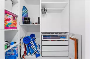 7601 E Treasure Dr, North Bay Village, FL 33141 - Photo 23