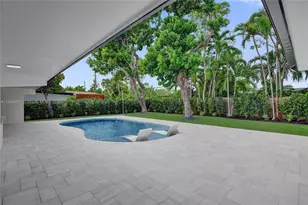 1931 NE 186th Dr, North Miami Beach, FL 33179 - Photo 47