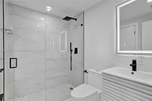 1931 NE 186th Dr, North Miami Beach, FL 33179 - Photo 21