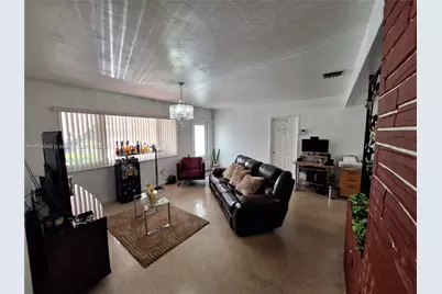 7561 Meridian St, Miramar, FL 33023 - Photo 9