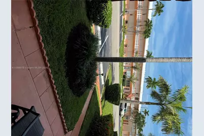 900 SW 11th Ave #8C, Hallandale Beach, FL 33009 - Photo 1