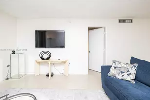 1833 S Ocean Dr, Hallandale Beach, FL 33009 - Photo 17