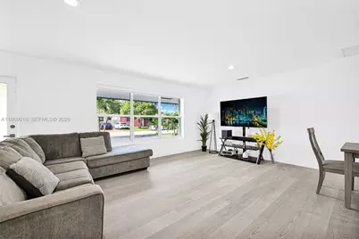 7969 Ramona St, Miramar, FL 33023 - Photo 5