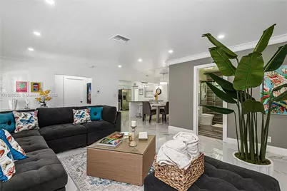 1521 Arthur St #1521, Hollywood, FL 33020 - Photo 3
