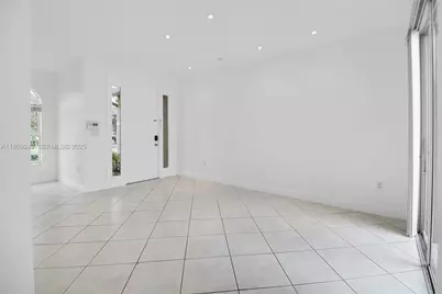 11724 SW 137th Path, Miami, FL 33186 - Photo 5