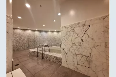 253 NE 2nd St #2606, Miami, FL 33132 - Photo 11