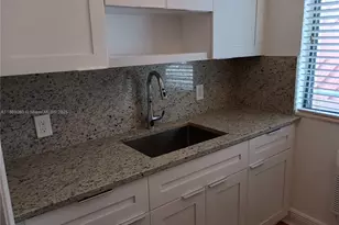 [Address not provided], Miami Beach, FL 33141 - Photo 5