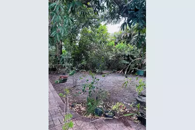 4371 SW 14th St, Miami, FL 33134 - Photo 15