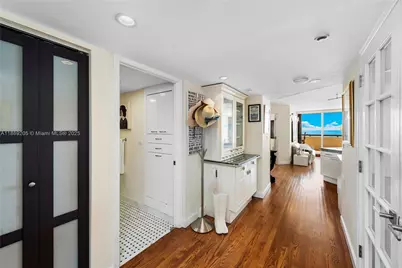 2555 Collins Ave #607, Miami Beach, FL 33140 - Photo 15