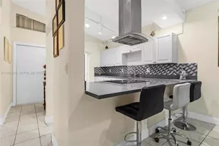 137 Essex Rd, Hollywood, FL 33024 - Photo 3