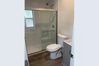 771 NE 137th St, North Miami, FL 33161 - Photo 11