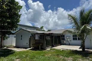 121 Linda Ln, Palm Beach Shores, FL 33404 - Photo 15