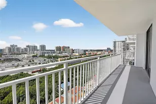 210 174th St, Sunny Isles Beach, FL 33160 - Photo 25