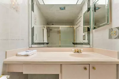 251 174th St #1005, Sunny Isles Beach, FL 33160 - Photo 29