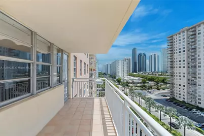 251 174th St #1005, Sunny Isles Beach, FL 33160 - Photo 5