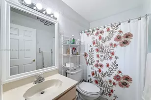 10462 SW 121st St, Miami, FL 33176 - Photo 21