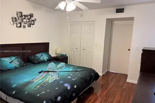 2861 Somerset Dr, Lauderdale Lakes, FL 33311 - Photo 7