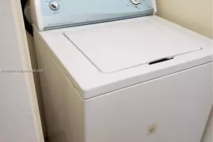 949 Riverside Dr, Coral Springs, FL 33071 - Photo 5