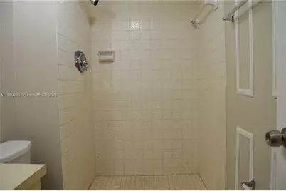 3490 Foxcroft Rd #B212, Miramar, FL 33025 - Photo 11