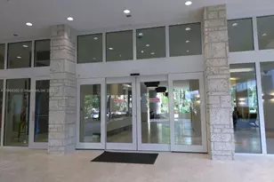 100 Bayview Dr, Sunny Isles Beach, FL 33160 - Photo 5