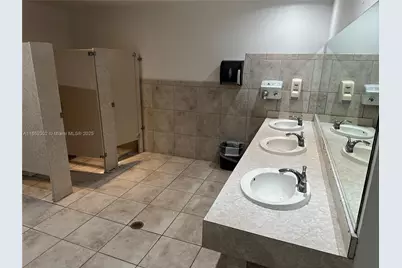 100 Bayview Dr #221, Sunny Isles Beach, FL 33160 - Photo 45