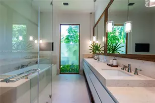 864 NE 84th St, Miami, FL 33138 - Photo 25