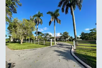 16490 SW 244th St, Homestead, FL 33031 - Photo 1