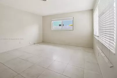 846 NW 10th Ave, Dania Beach, FL 33004 - Photo 9