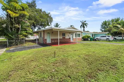 846 NW 10th Ave, Dania Beach, FL 33004 - Photo 3