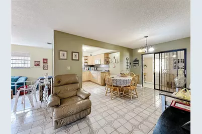 1055 NW 32nd Ct, Miami, FL 33125 - Photo 27