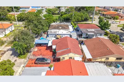 1055 NW 32nd Ct, Miami, FL 33125 - Photo 1
