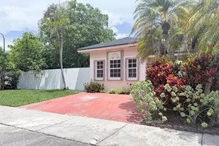 18013 SW 139th Pl, Miami, FL 33177 - Photo 3
