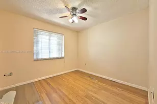 18013 SW 139th Pl, Miami, FL 33177 - Photo 15