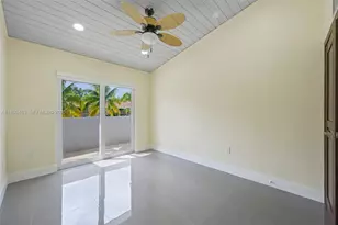 3807 NE 166th St, North Miami Beach, FL 33160 - Photo 5