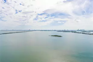 700 NE 24th St, Miami, FL 33137 - Photo 19