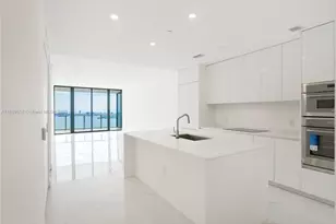 700 NE 24th St, Miami, FL 33137 - Photo 3