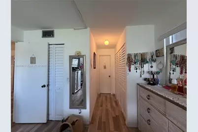 9581 Sunrise Lakes Blvd #101, Sunrise, FL 33322 - Photo 21