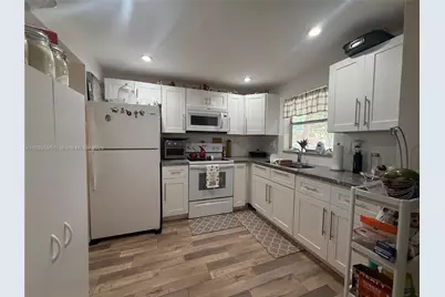 9581 Sunrise Lakes Blvd #101, Sunrise, FL 33322 - Photo 3