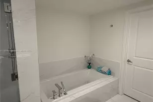 400 Sunny Isles Blvd, Sunny Isles Beach, FL 33160 - Photo 19