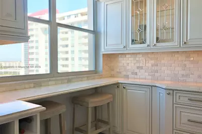 [Address not provided], Hallandale Beach, FL 33009 - Photo 23