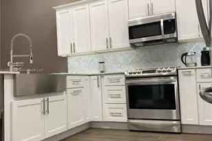 6081 NW 90th Ave, Tamarac, FL 33321 - Photo 9