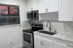 1971 W 2nd Ave, Hialeah, FL 33010 - Photo 11