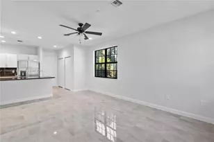 5750 SW 44th St, Davie, FL 33314 - Photo 13