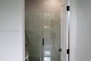 4311 NW 32nd Ave, Miami, FL 33142 - Photo 39