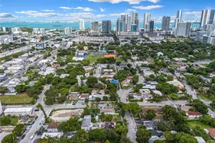 301 NW 34th St, Miami, FL 33127 - Photo 13