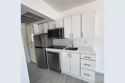 1601 Meridian Ave #209, Miami Beach, FL 33139 - Photo 3