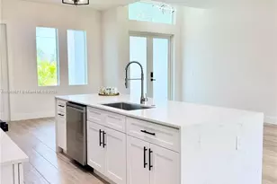 133 West Dr, Port Charlotte, FL 33947 - Photo 3